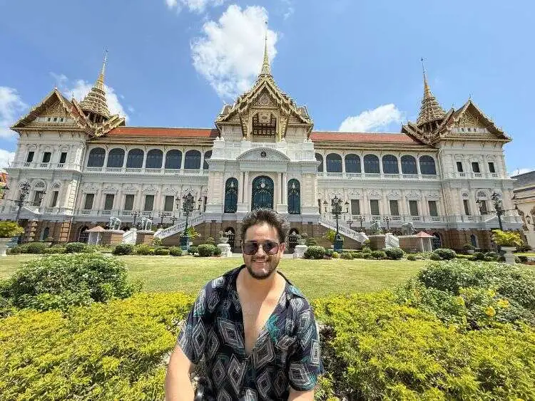 Exclusive Grand Palace and Temple Tour with Hotel Pickup