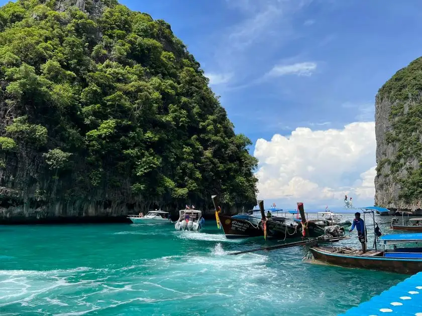 Krabi: Full-Day Phi Phi Island Adventure with Seaview Lunch by Speedboat